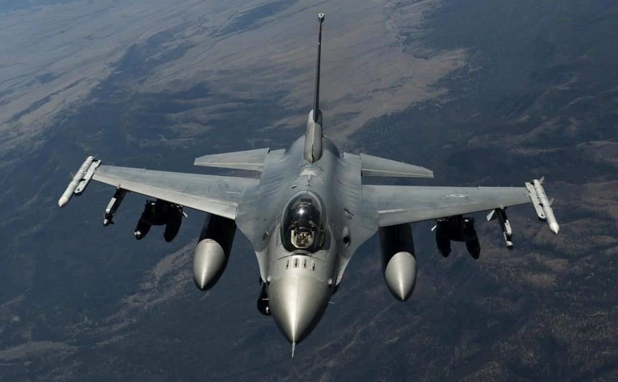 Нидерланды озвучили, сколько F-16 страна передаст Украине, и рассказали о сроках