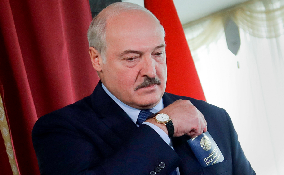 Лукашенко объявил себя "младшим братом" Путина