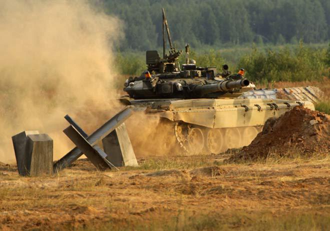 Украинские военные опровергли сообщение ополченцев о танковых боях под Донецком 