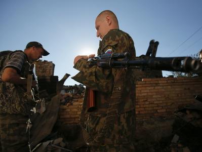 Наступает ночь – просыпается мафия: боевики начали стрелять по ВСУ тяжелым оружием