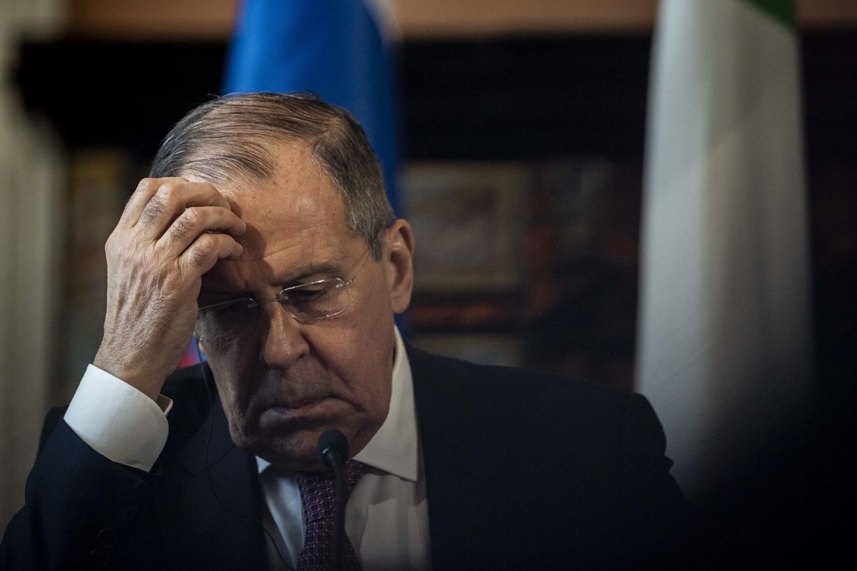 ​"Выраженные наклонности", - у Зеленского ответили Лаврову, угрожающему "освободить" Украину