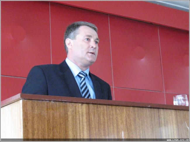 Укрощение строптивых: в Луганской области обстрелян дом головы Марковской РДА