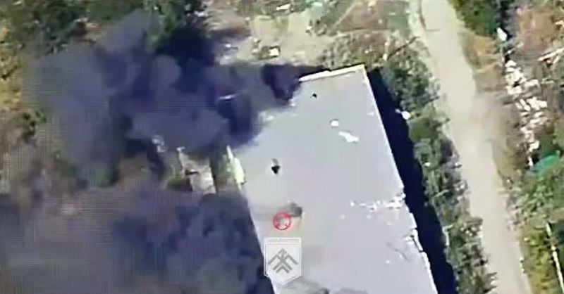 Нацгвардия на Харьковщине остановила танковый штурм и сожгла "городок" оккупантов: видео боя