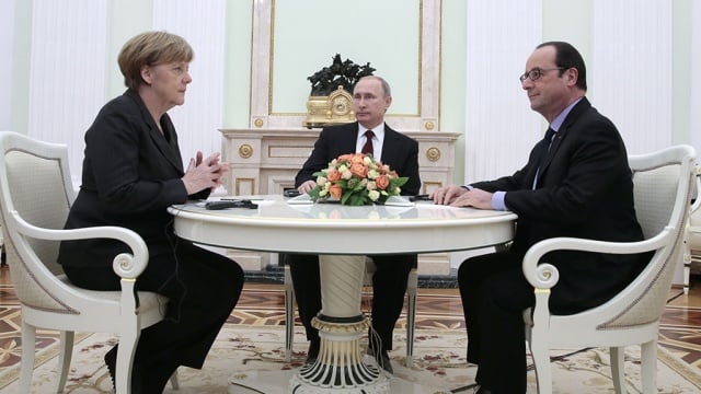 СМИ: Решение по мирному плану Меркель-Олланда будет сформировано через 2 - 3 дня