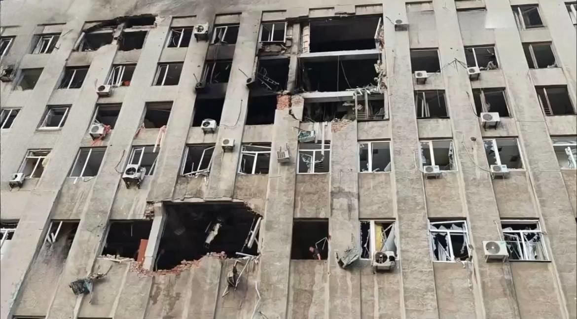 В оккупированном Донецке прогремели взрывы: что известно об атаке БПЛА