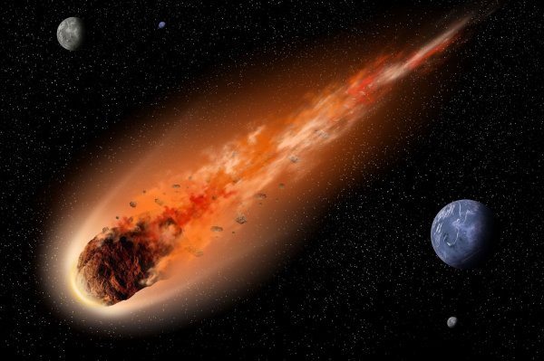 Курс на сближение: на Землю надвигается астероид размером с футбольное поле