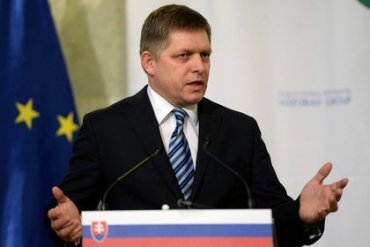 Премьер Словакии считает, что Украина стоит на грани распада и никогда не сможет вступить в НАТО