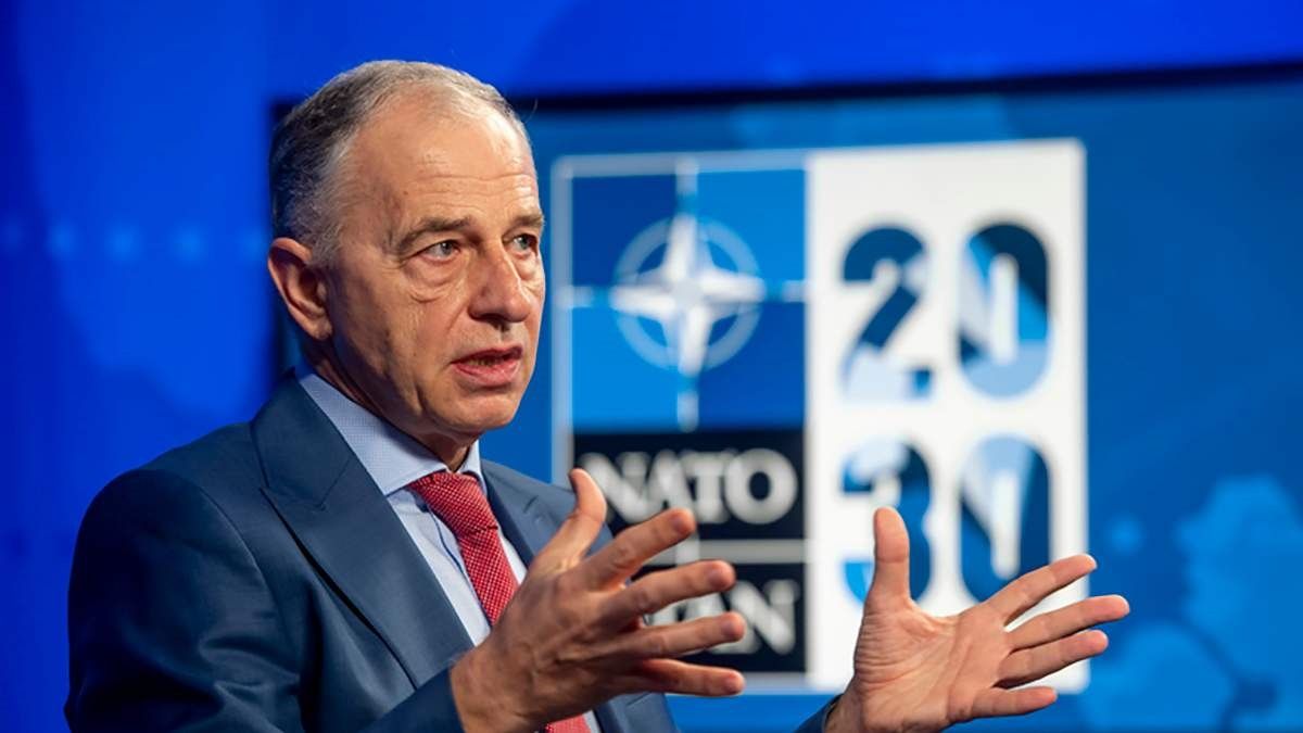 Росія лукавить: заступник генсека НАТО звернувся із закликом через військове нарощування на кордоні з Україною