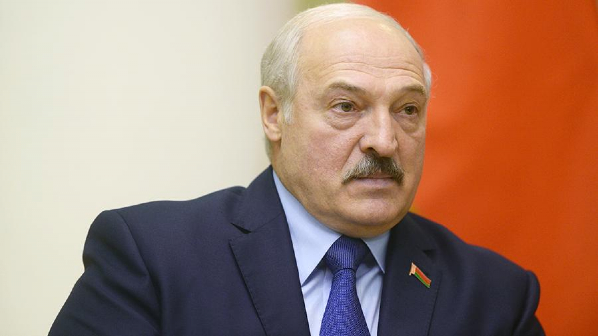 Лукашенко резко отреагировал на возможность майдана в Беларуси: "Мы знаем, откуда дует ветер"