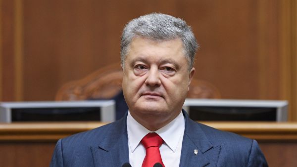 Военное положение в Украине: Порошенко заявил о продлении отдельных пунктов