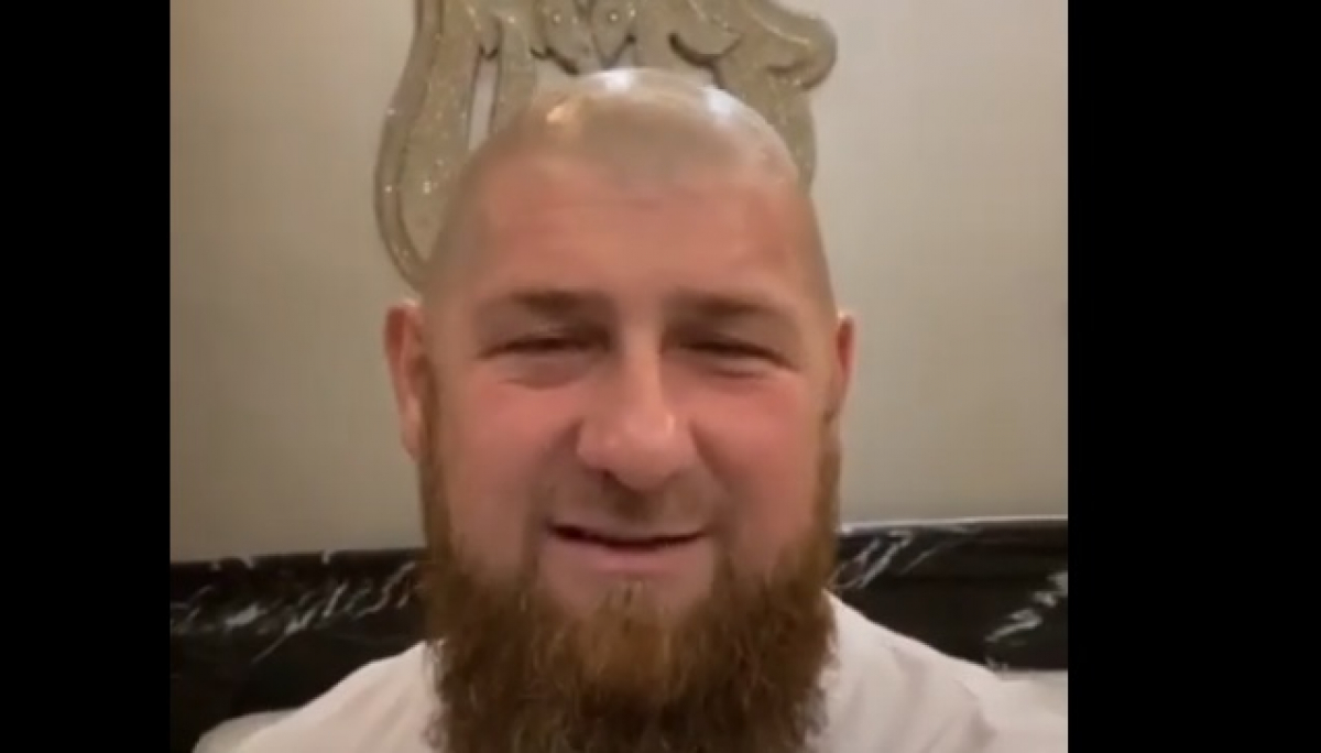 Москва вводит войска в Чечню: Кадыров в ответ побрился налысо, видео "порвало" Интернет