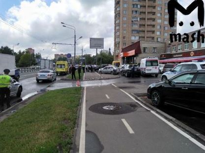 Заложница в Москве в критическом состоянии: СМИ назвали мотивы преступника, - первые кадры с места ЧП