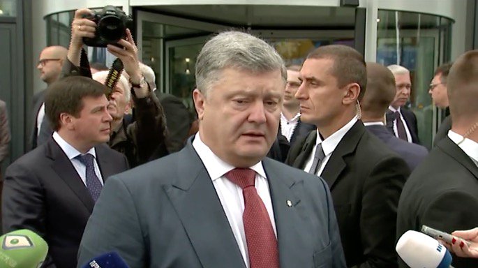 Учения "Запад - 2017": Порошенко назвал главную задачу Киева - кадры