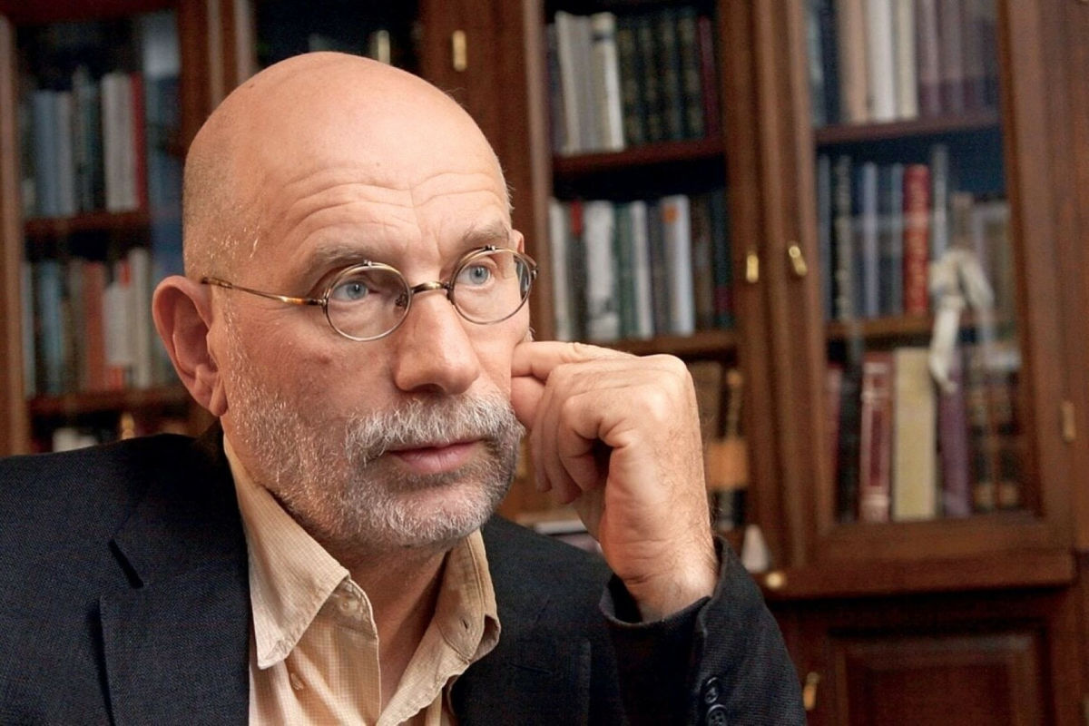 Акунин предупредил о новой тактике РФ: "Учтите: правила войны поменялись"