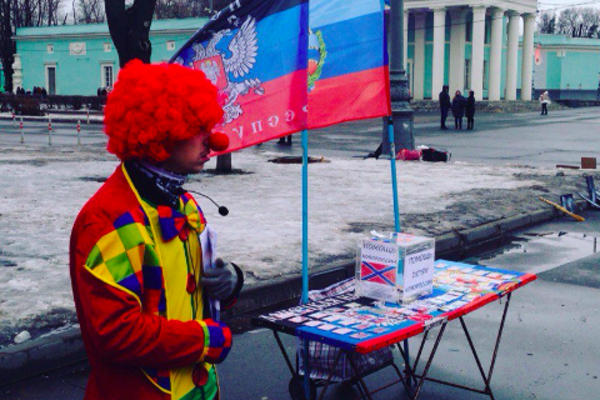 ​"Вся суть "Л/ДНР" в одном фото", - соцсети не верят своим глазам из-за кадров современного Донецка