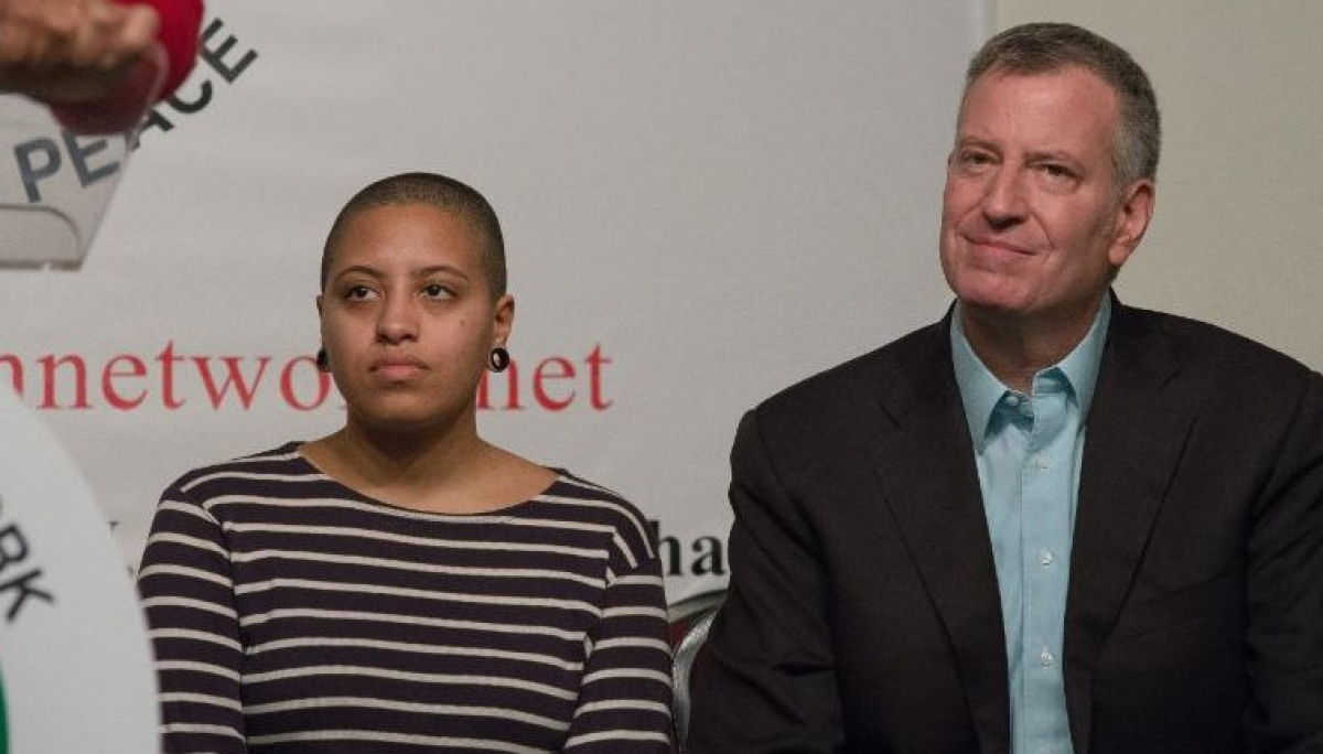 Протесты в США: дочь мэра Нью-Йорка была арестована в ходе массовых беспорядков