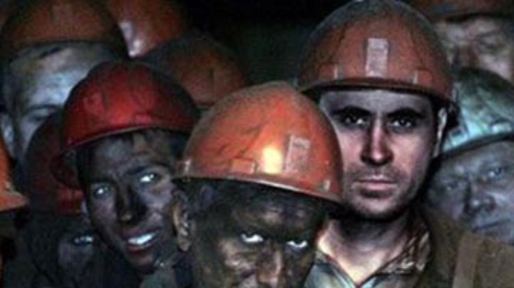 ​Светлое будущее отменяется: работники самой крупной “национализированной” шахты Ахметова пишут заявления на расчет и бегут от оккупантов