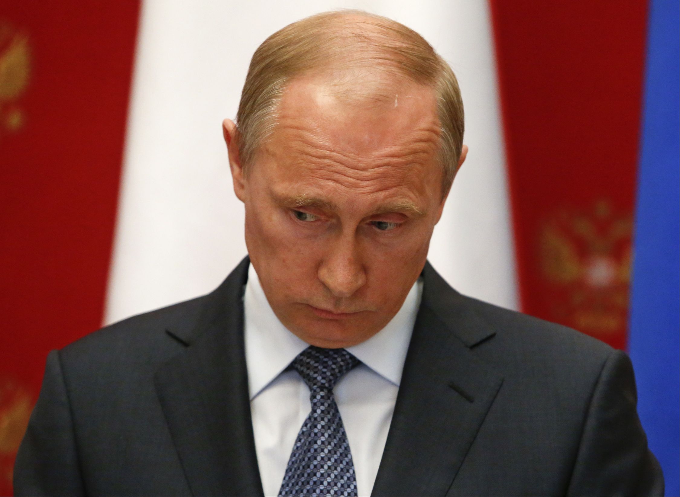 Путин очень сильно просчитался, поверив в то, что юго-восток Украины активно поддержит "русский мир" и ввод российских войск, - националист Демушкин