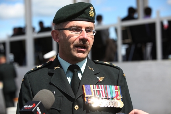 Внук украинских переселенцев Винник возглавил Армию Канады