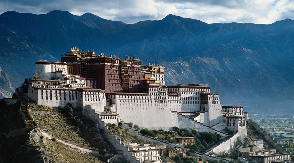 Ученые раскрыли тайну "Города богов" древних цивилизаций в Тибете – кадры