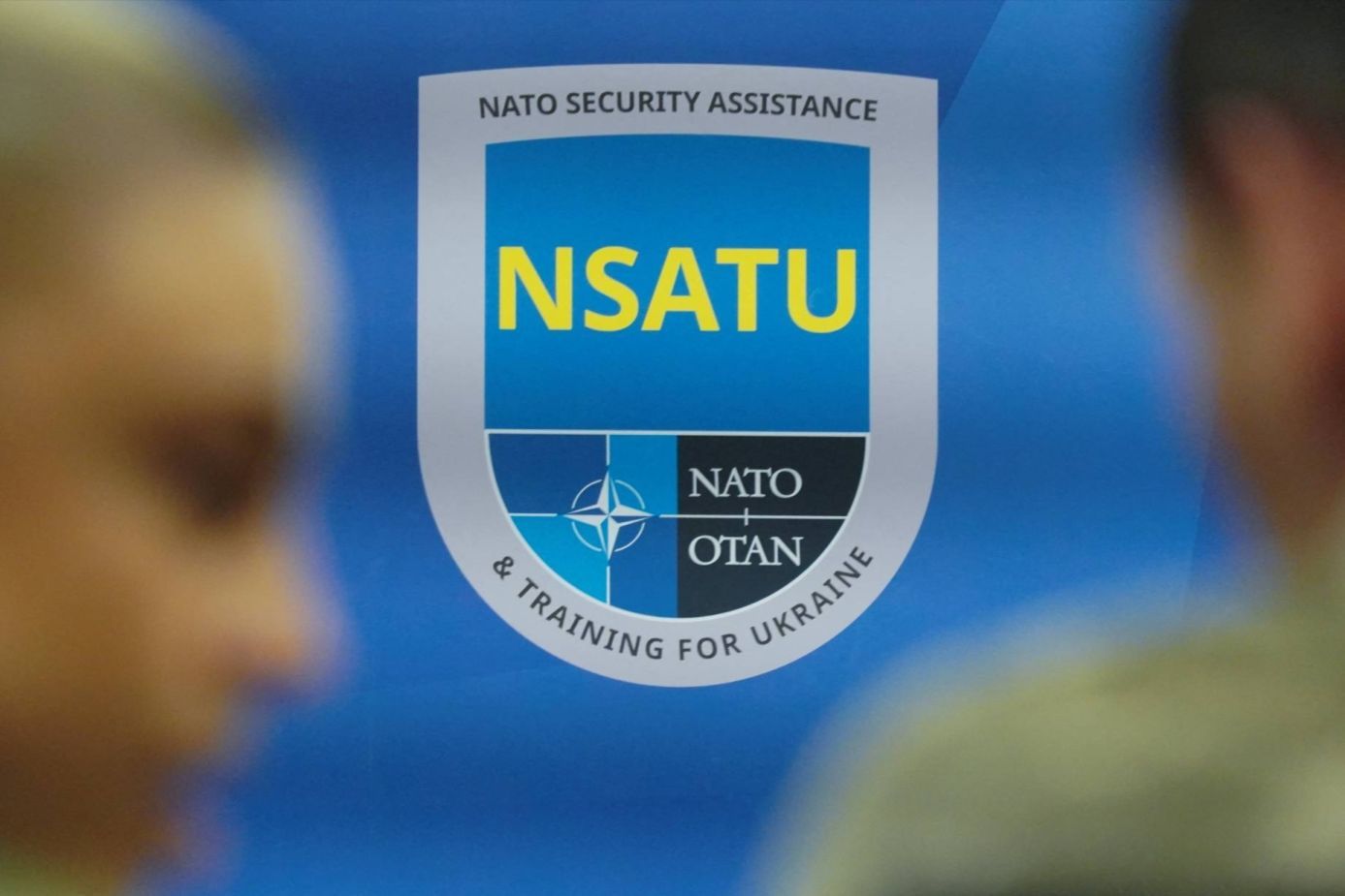Япония впервые отправит военных в командование НАТО по Украине