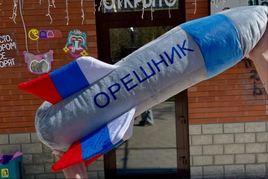 Ракета класса "земля - сарай": росСМИ рассказали, что не так с "Орешником" Путина