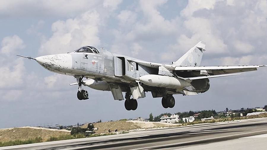 Российские бомбардировщики "Су-24" с ядерным оружием появились над Швецией – JAS 39 подняли на перехват