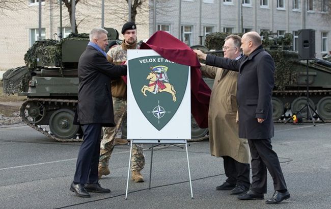 В Москве траур из-за подкравшейся к самой границе "военщины Запада" - в  Латвии открыли штаб Северной дивизии НАТО
