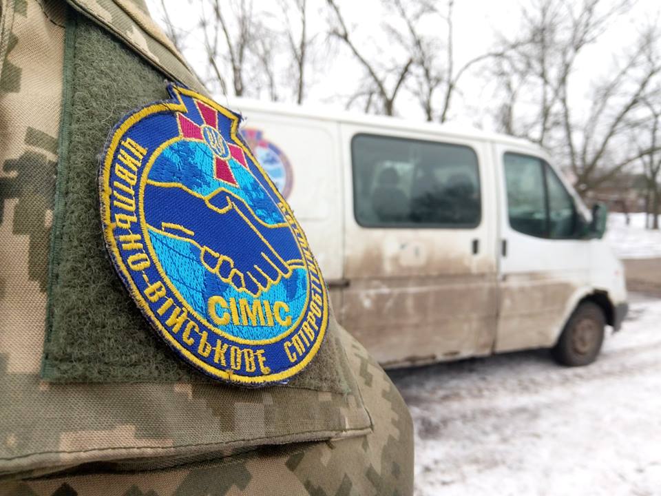 В освобожденную Катериновку украинские солдаты провели Интернет - кадры