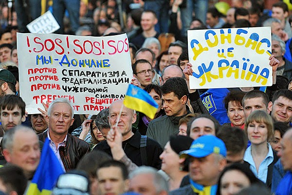 "Вы глубоко ограниченные и ущербные люди, без совести и мозгов!" - журналист из РФ жестко осадил соотечественников, поддержавших оккупацию Крыма и Донбасса