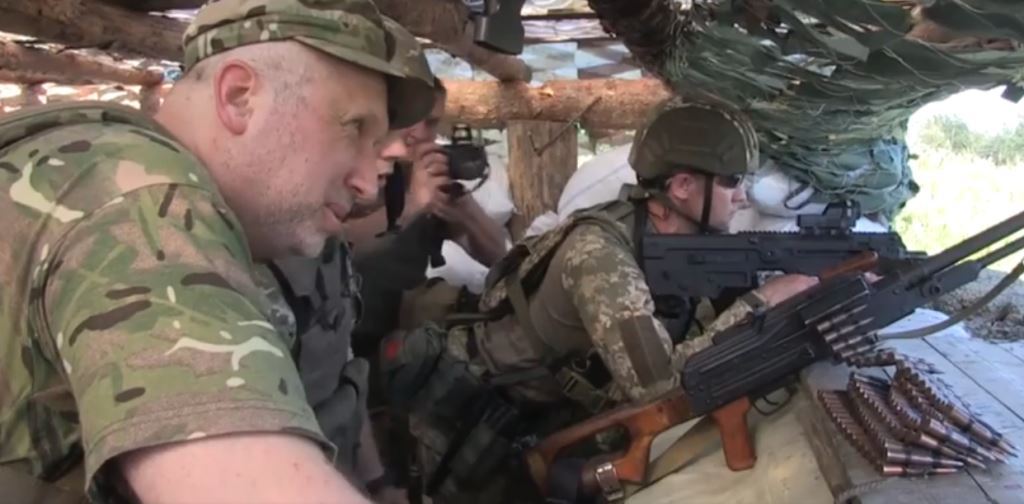 Турчинов: гибридная армия России пытается прорвать оборону ВС Украины на Донбассе и захватить важные стратегические цели - кадры
