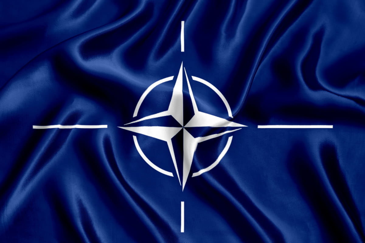 "За враждебную деятельность", - НАТО высылает 8 сотрудников российской миссии