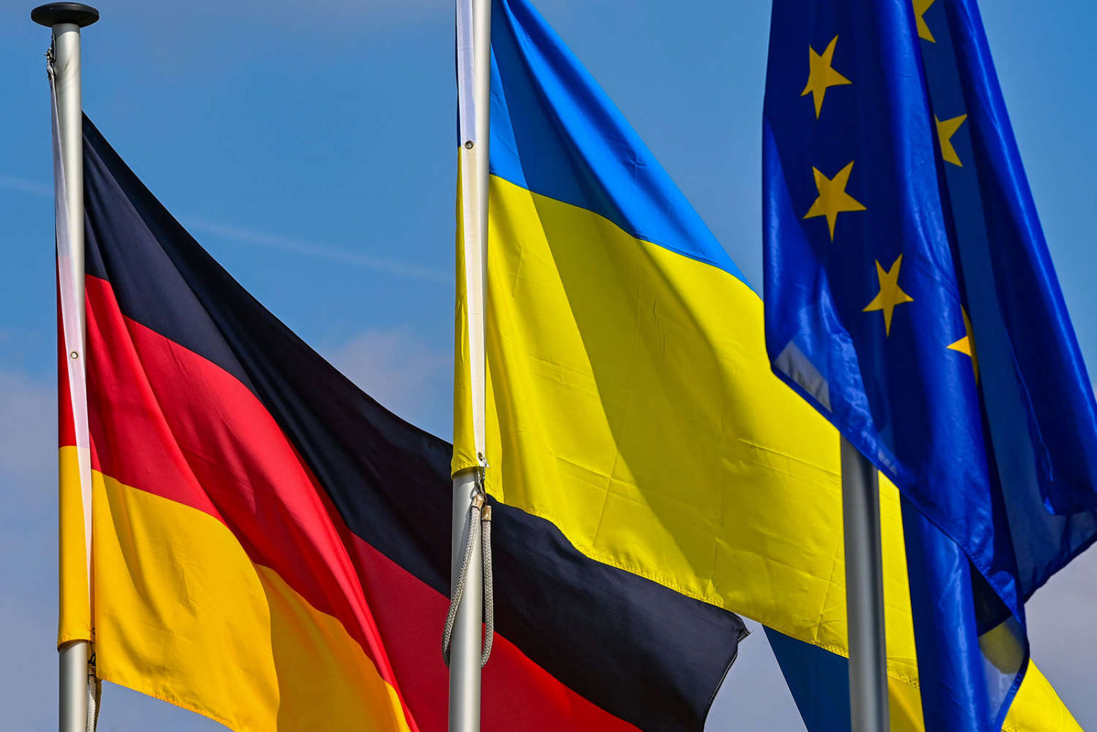 Украина получила новый пакет военной помощи от Германии: что в него вошло