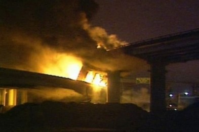 В ночь на 23 декабря в Мариуполе был взорван железнодорожный мост
