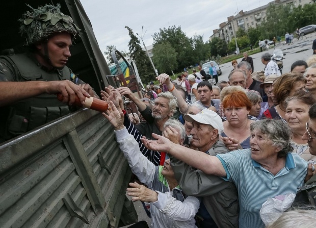 ​Война — не главная проблема: соцопрос показал, что на самом деле волнует жителей Донбасса