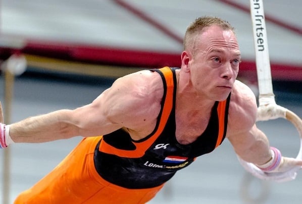 Голландского гимнаста Юри ван Гелдера с позором выгнали с Олимпиады: спортсмен после успешной квалификации напился и загулял