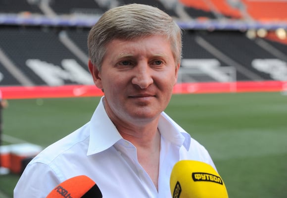 Президент "Шахтера" Ринат Ахметов развеял слухи о долгосрочном переезде команды во Львов