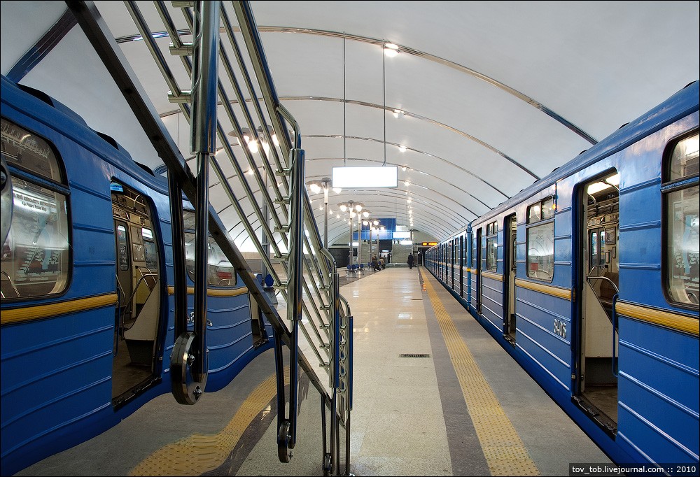 В киевском метро установят металлоискатели - МВД