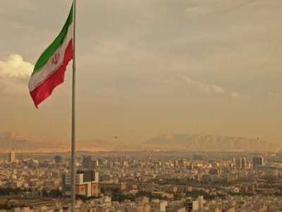 "Шестерка" обязуется не налагать новых санкций на Иран