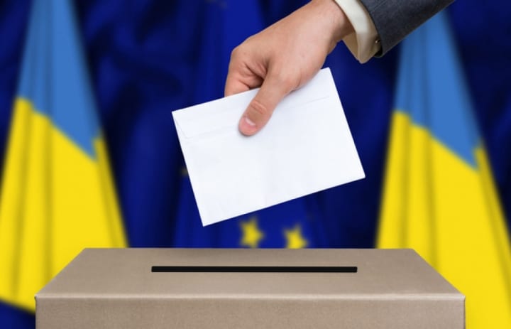 Выборы в Украине 2019: Россия массово скупает аккаунты в Facebook и Twitter