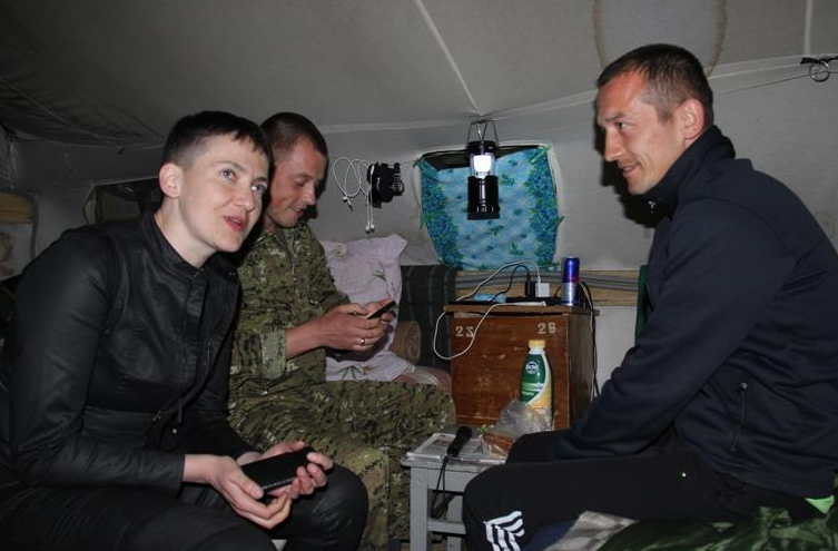 Надежда Савченко приехала поддержать украинских военных в зоне проведения антитеррористической операции