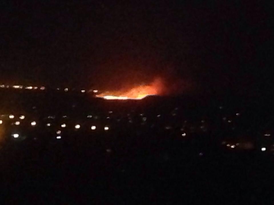 Донецк в огне: на северо-востоке города начался сильный пожар