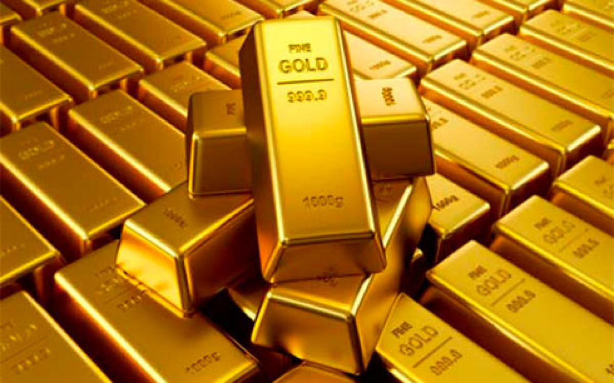 Из России срочно вывозится золото за границу - эксперты предчувствуют неизбежное, кадры