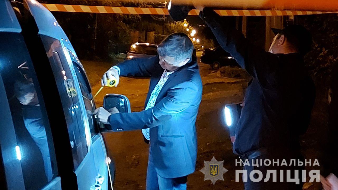 В Запорожье из винтовки обстреляли авто кандидата в депутаты – нападавший задержан
