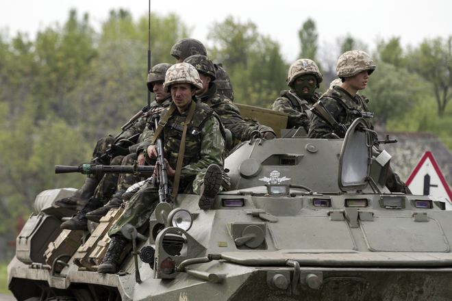 СНБО: Украинские силовики отступили от ряда населенных пунктов, чтобы не попасть в окружение