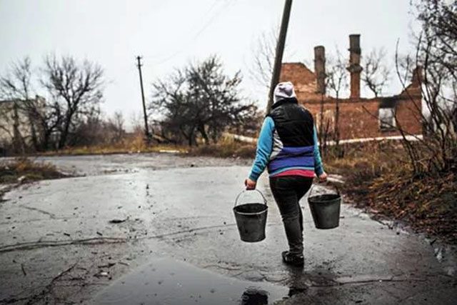 ​“Донецк приговорен к разрухе и голоду”, – сторонница “русского мира” открыто проклинает “ДНР”