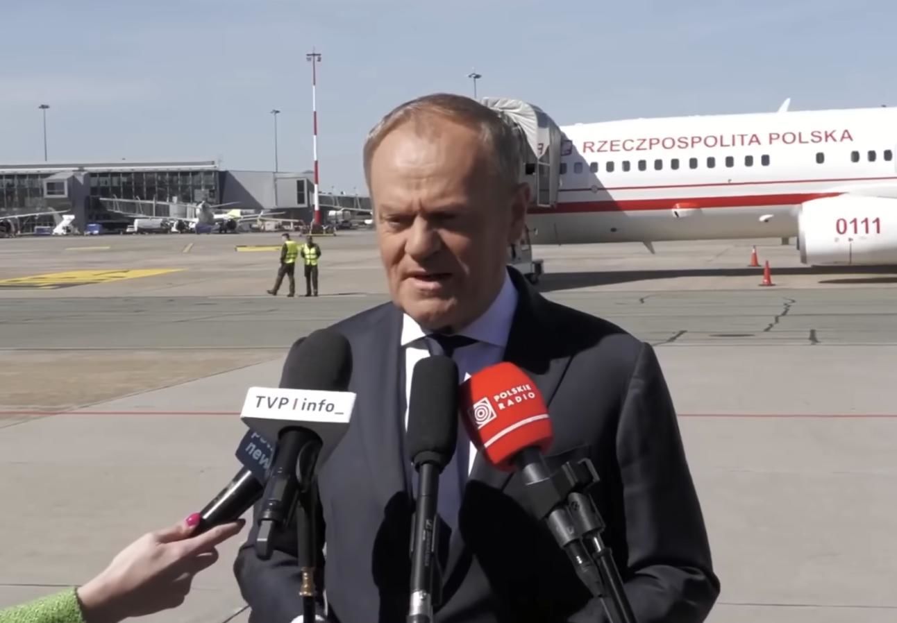 Туск назвал абсурдом предложение Путина о перемирии в Украине