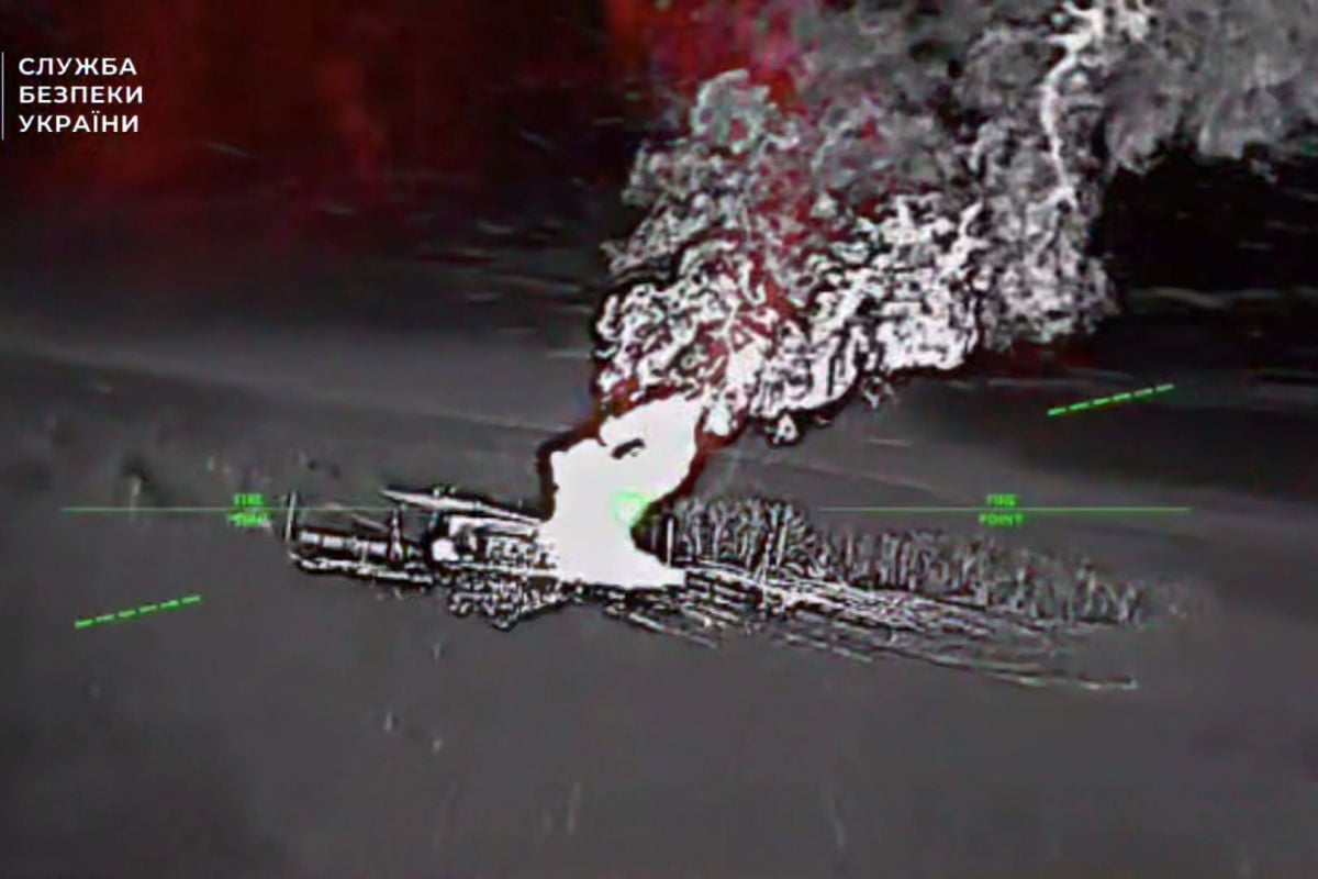 Удар на 100 км в тылу: дроны ВСУ разгромили большой топливный эшелон оккупантов под Луганском