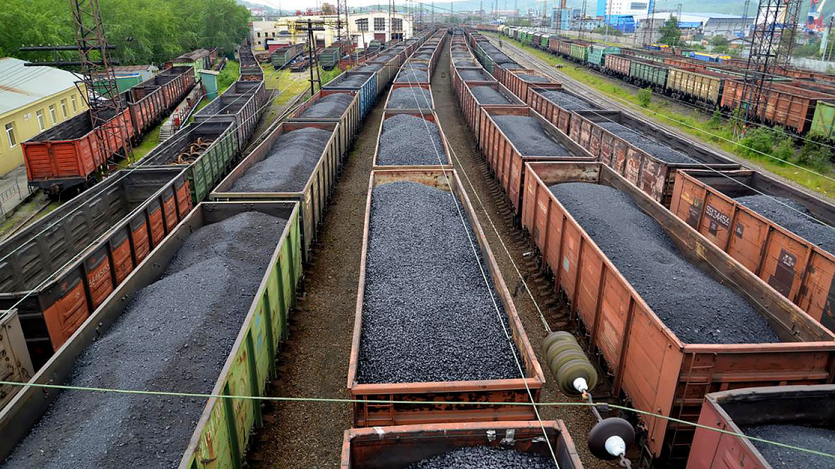Сценарій "енергетичної війни" 2014-го повторюється: РФ припиняє постачання вугілля для українських ТЕС 
