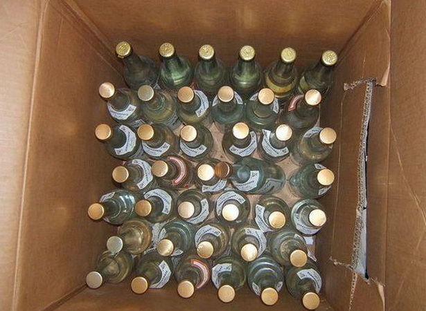 В Донецкой области уничтожена тысяча ящиков "паленой" водки